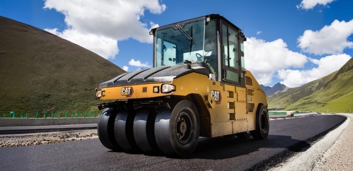 Paving Compactor paving roads